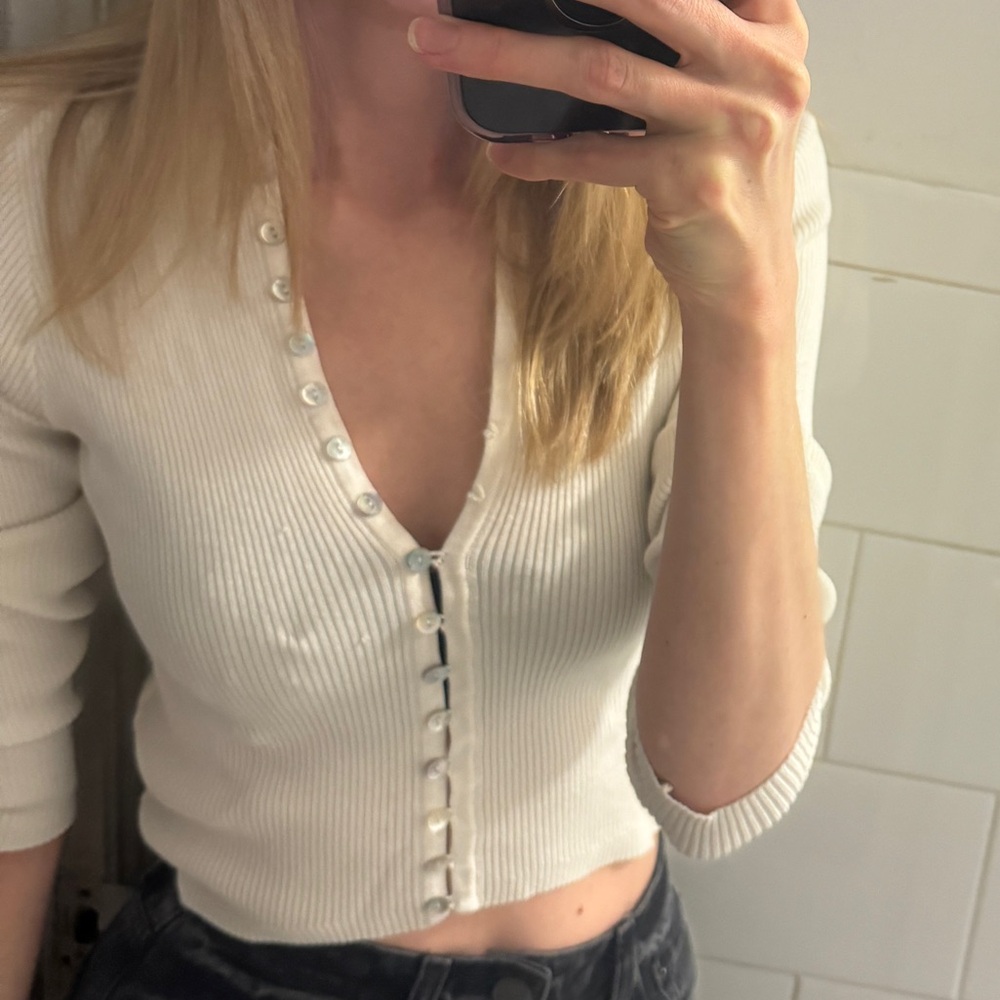 Zara Cream Ribbed Button-Up Top - Picture 7 of 7